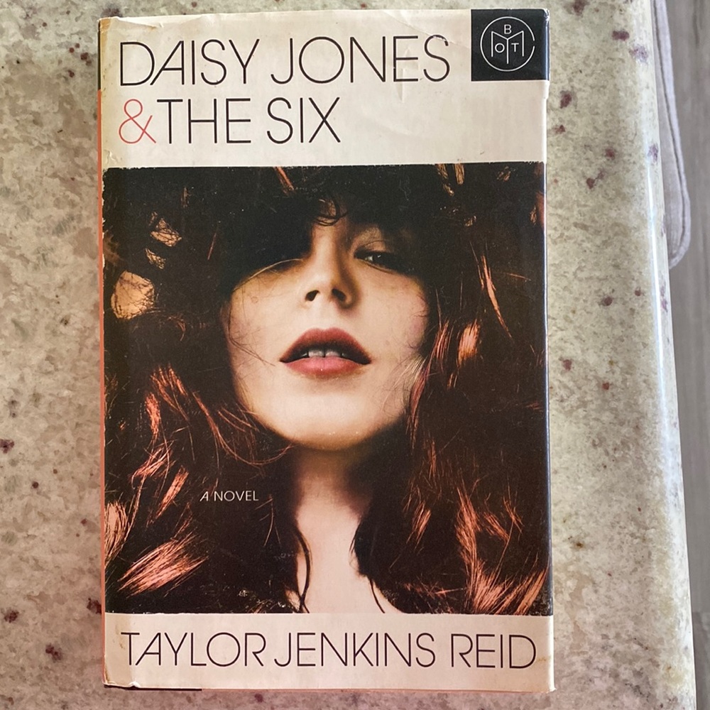 Daisy Jones & The Six novel